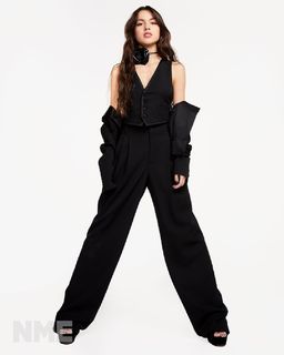 Olivia Rodrigo feet photo thumbnail