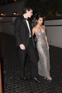 Olivia Rodrigo feet photo thumbnail