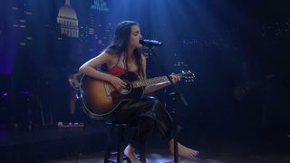Olivia Rodrigo feet photo 7