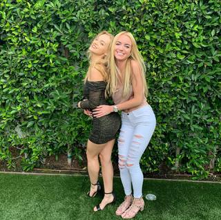 Olivia Rose Keegan feet photo 19