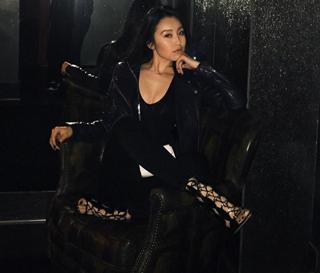 Olivia Sui feet photo thumbnail