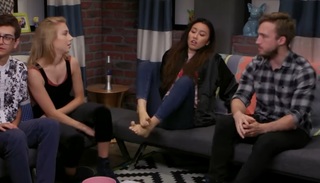 Olivia Sui feet photo thumbnail