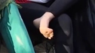 Olivia Sui feet photo thumbnail