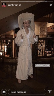 Olivia Sui feet photo thumbnail