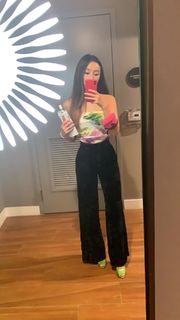 Olivia Sui feet photo thumbnail