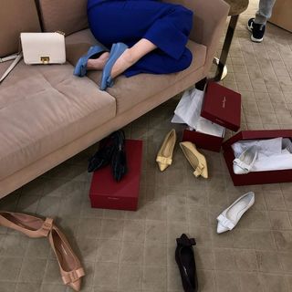 Olivia Sui feet photo thumbnail