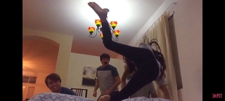 Olivia Sui feet photo thumbnail