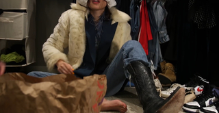 Olivia Sui feet photo thumbnail