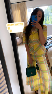 Olivia Sui feet photo thumbnail