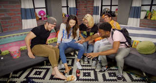 Olivia Sui feet photo thumbnail