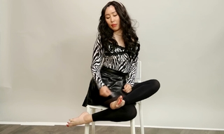 Olivia Sui feet photo thumbnail