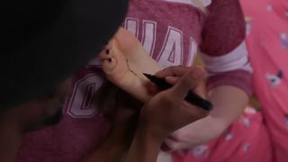 Olivia Sui feet photo 6