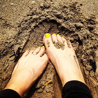 Olivia Taylor Dudley feet photo 2