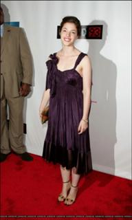 Olivia Thirlby feet photo thumbnail