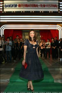 Olivia Thirlby feet photo thumbnail