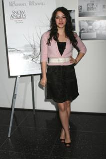 Olivia Thirlby feet photo thumbnail