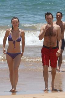 Olivia Wilde feet photo thumbnail