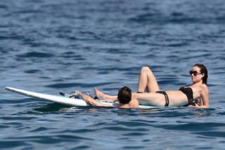 Olivia Wilde feet photo thumbnail