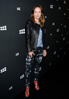 Olivia Wilde feet photo thumbnail