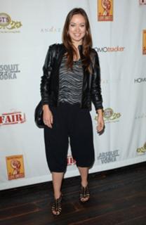 Olivia Wilde feet photo thumbnail