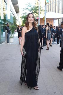 Olivia Wilde feet photo thumbnail