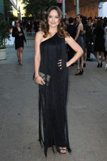 Olivia Wilde feet photo thumbnail