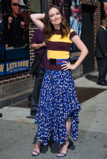 Olivia Wilde feet photo thumbnail