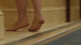 Olivia Wilde feet photo thumbnail