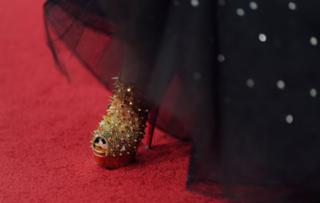 Olivia Wilde feet photo thumbnail