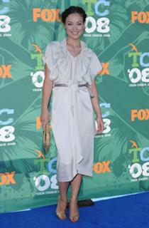 Olivia Wilde feet photo thumbnail