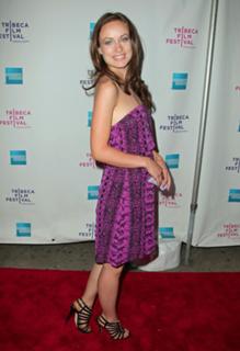 Olivia Wilde feet photo thumbnail