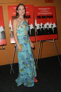 Olivia Wilde feet photo thumbnail