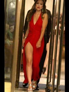 Olivia Wilde feet photo thumbnail