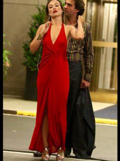 Olivia Wilde feet photo thumbnail