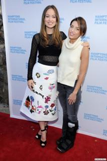 Olivia Wilde feet photo thumbnail