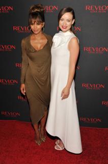 Olivia Wilde feet photo thumbnail