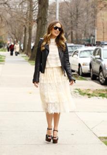 Olivia Wilde feet photo thumbnail