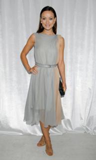 Olivia Wilde feet photo thumbnail