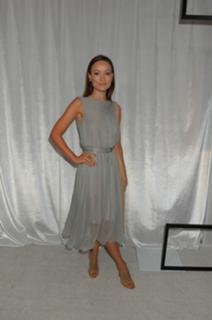 Olivia Wilde feet photo thumbnail