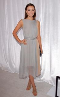 Olivia Wilde feet photo thumbnail