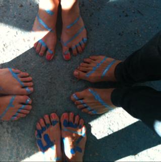 Olivia Wilde feet photo thumbnail