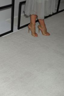 Olivia Wilde feet photo thumbnail