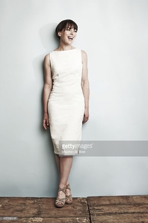Olivia Williams feet photo thumbnail