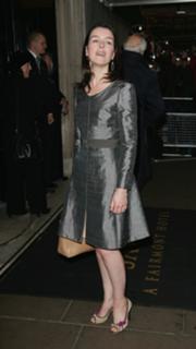 Olivia Williams feet photo thumbnail