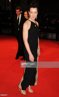 Olivia Williams feet photo thumbnail