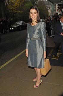 Olivia Williams feet photo thumbnail