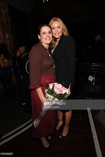 Olivia d'Abo feet photo thumbnail