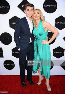 Olivia d'Abo feet photo thumbnail