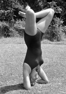 Olivia de Havilland feet photo 16