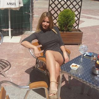 Olvido Hormigos feet photo 2